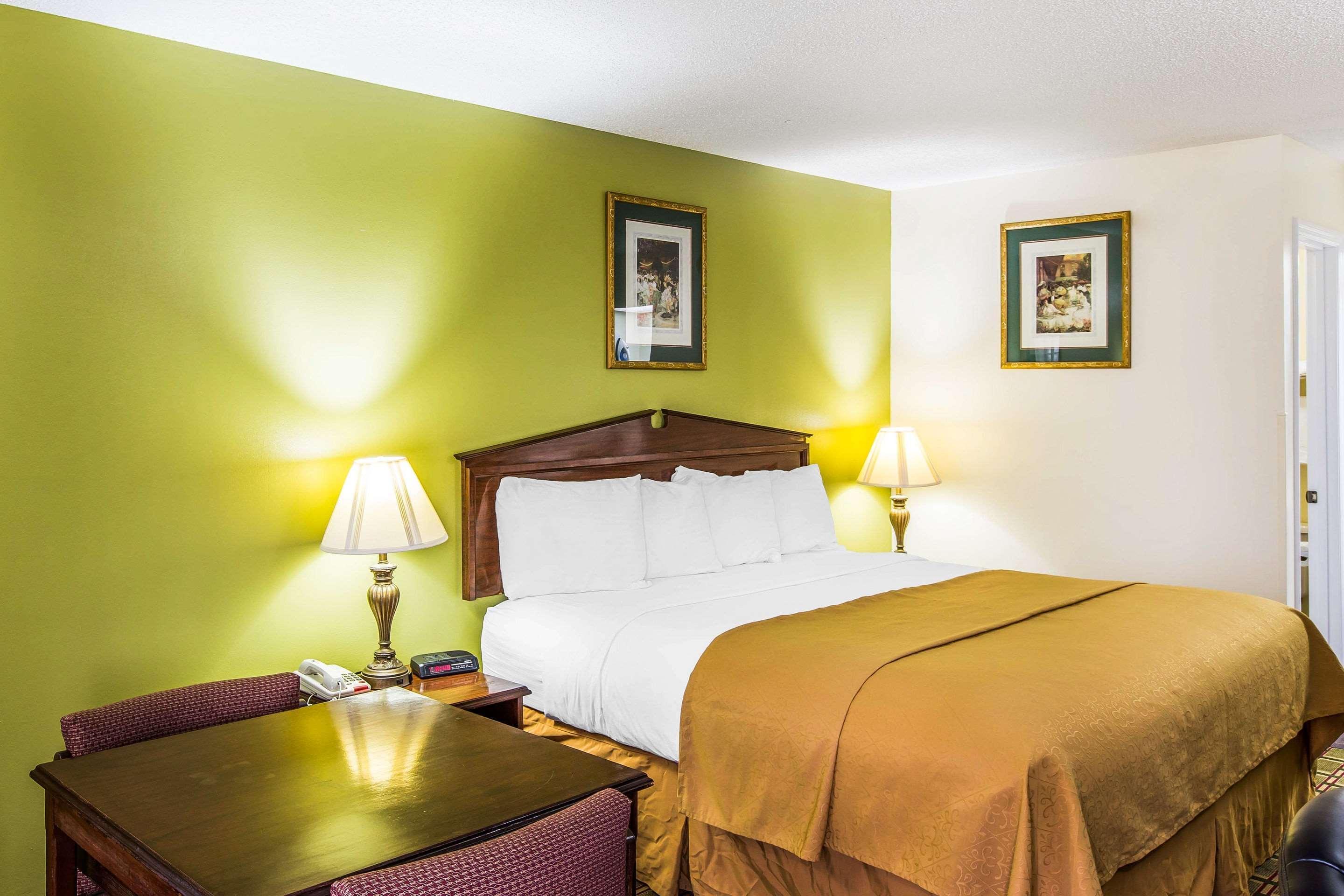 Quality Inn Eastman Buitenkant foto
