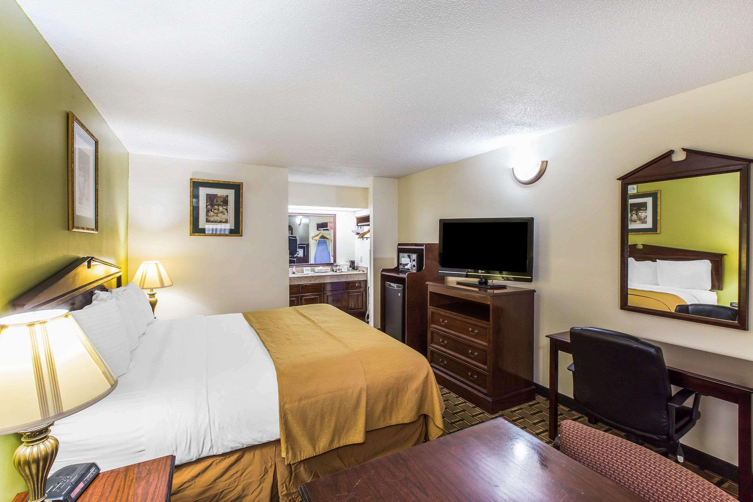 Quality Inn Eastman Buitenkant foto