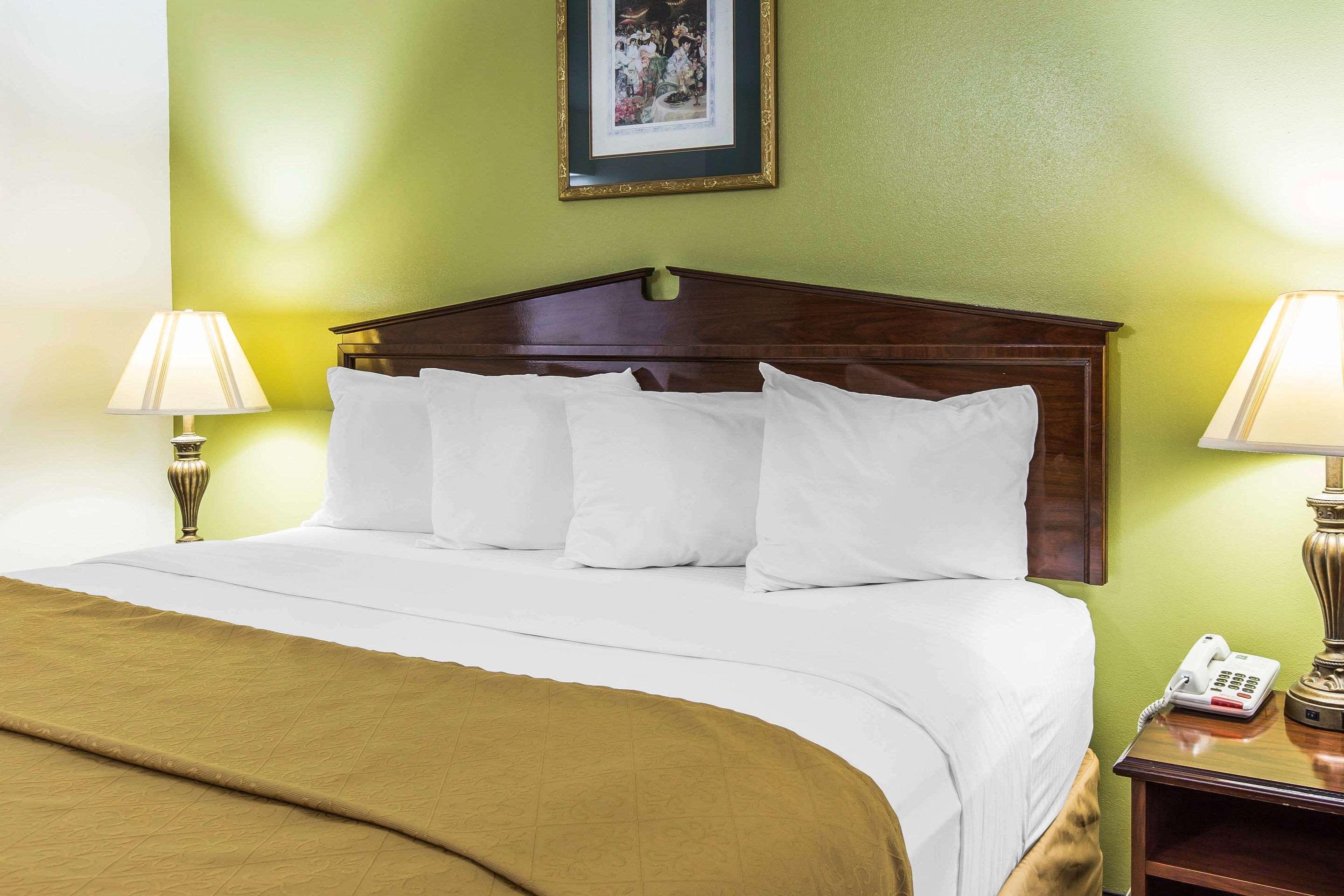 Quality Inn Eastman Buitenkant foto