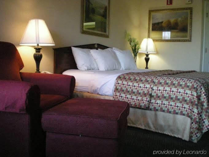 Quality Inn Eastman Buitenkant foto